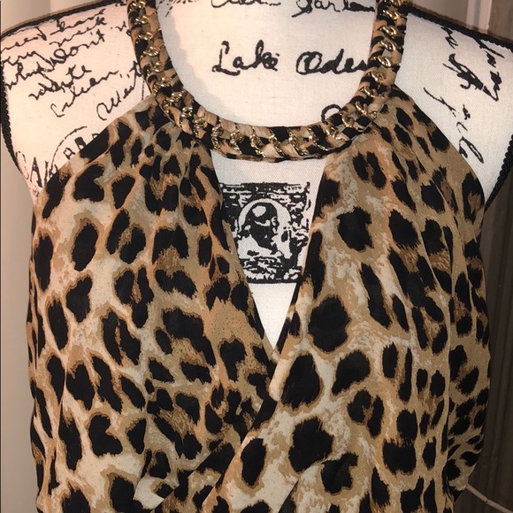 Beautiful leopard print blouse - Picture 4 of 4